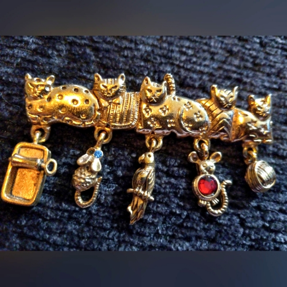 Vtg, OAJC mint, cat brooch